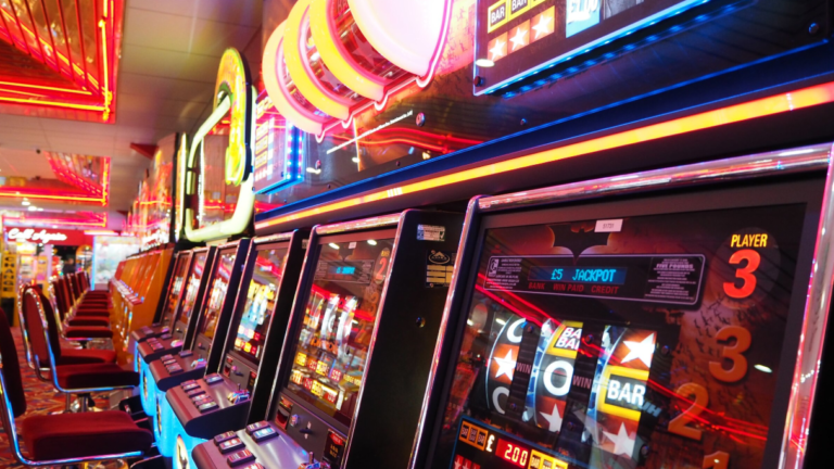 Online Slots: The Excitement of Online Gambling That You Must Play